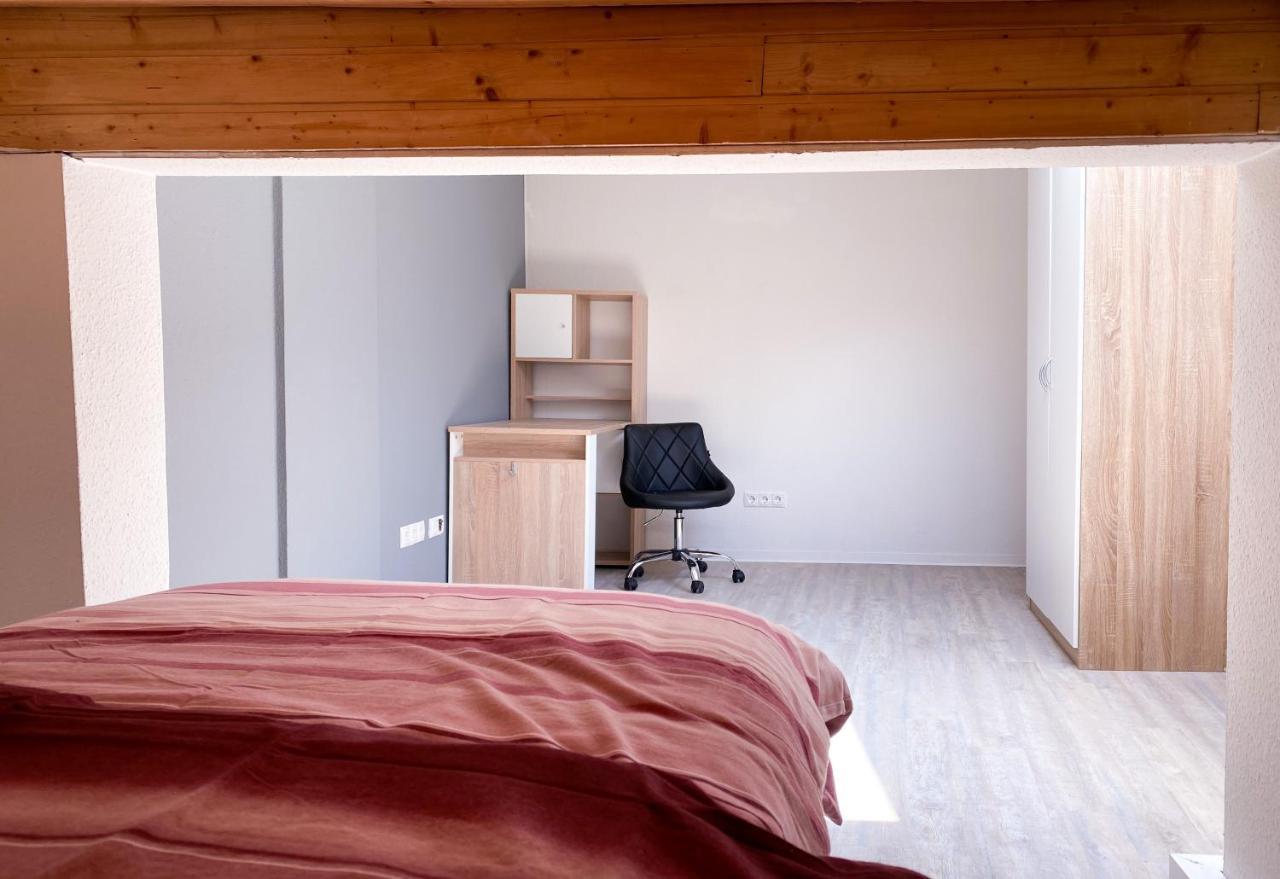 Traumhaftes Privatzimmer In Карлсруе Екстериор снимка