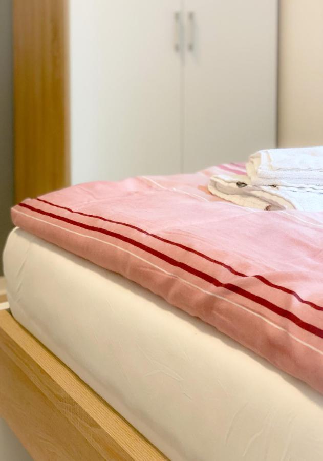 Traumhaftes Privatzimmer In Карлсруе Екстериор снимка